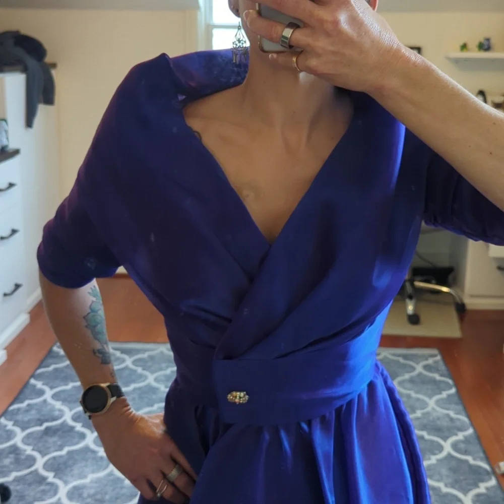 Iridescent Vintage Cocktail Dress - Picture 3 of 7